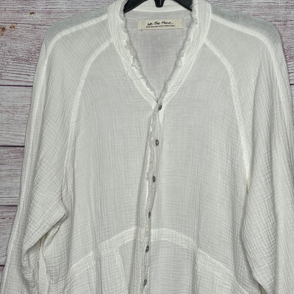 We The Free White Summer Daydream Gauze Pockets Button Down Oversized Top XS - Picture 4 of 7